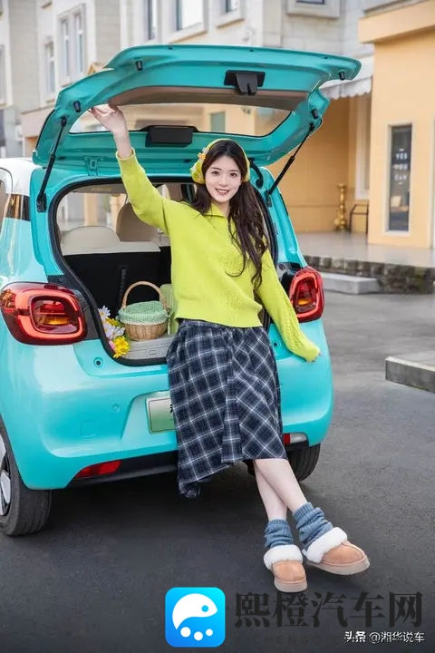 宏光MINIEV四门长续航版售价558万元，实用性再提升？-3