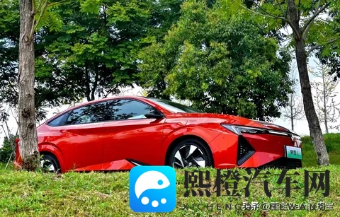 2025款灵悉L上市：1498万起售，五联屏+L2智驾，续航520km再升级-3