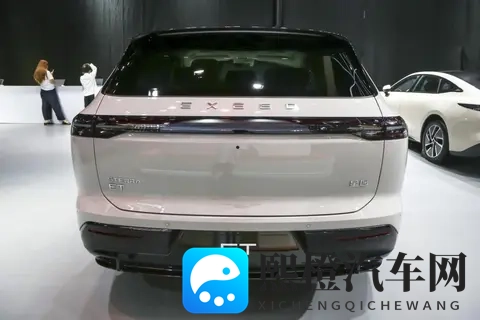 25款星纪元ET,大空间SUV,增程纯电可选,纯电续航760公里-1