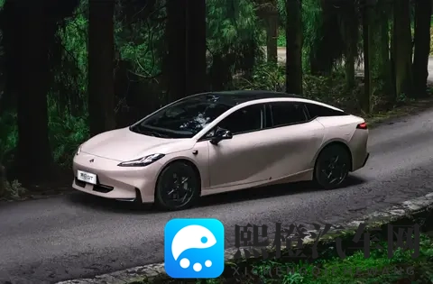 从20万级到15万级,昊铂GT再上新,低价走量成杀手锏-1