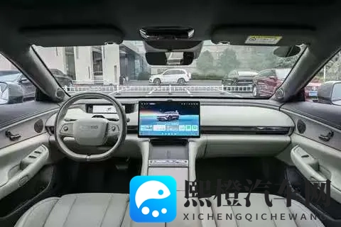 2025款星纪元ES体验：20来万的新能源车，日常用着挺实在-3