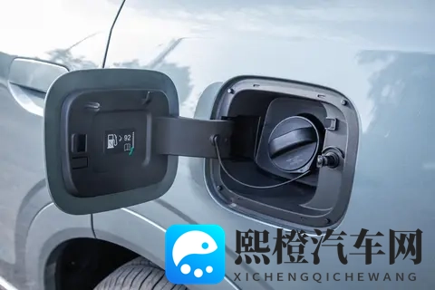 全系20T+8AT，带你看捷途X70L，家用七座SUV新标杆-2