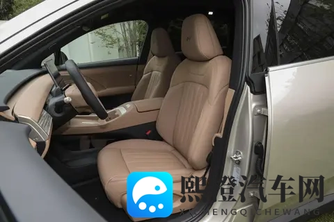 25 万级纯电中型 SUV，乐道 L60 动态体验报告来了-1