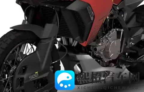 钱江900三缸ADV和600双缸踏板车正式曝光！-2