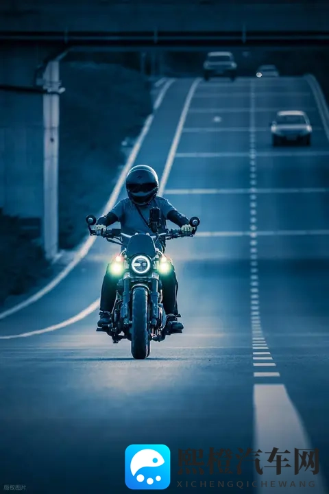 摩托车上高速,12省市政策突变!-1