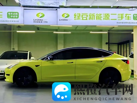 Chin公厕t0ⅰ1et美女沟：中国公厕偶遇惊艳美女瞬间-1