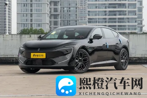 阿维塔12：中大型纯电车，空间大，舒适性高，适合家用-3