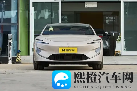 2026款阿维塔12四激光版上市：十项升级，重塑智能豪华新体验-3