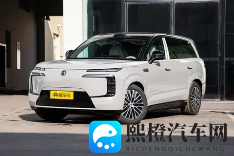 腾势N8L DM:52米大车,居然好开成这样!-1