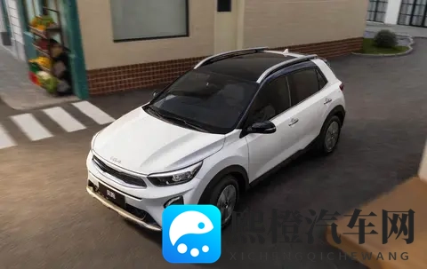 新款起亚奕跑上市,新增外观内饰配色,车长4100mm,搭载14L动力-1