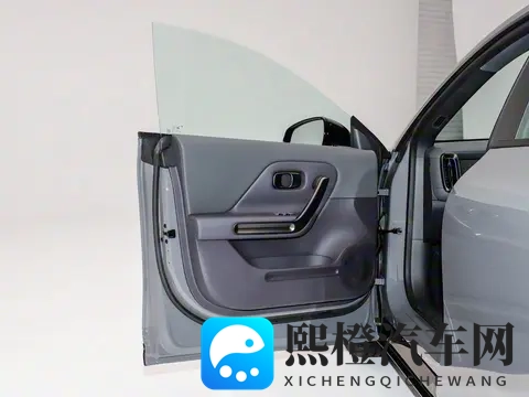 1058万元起,全新零跑lafa5开启预售,配激光雷达_续航最高605km-2