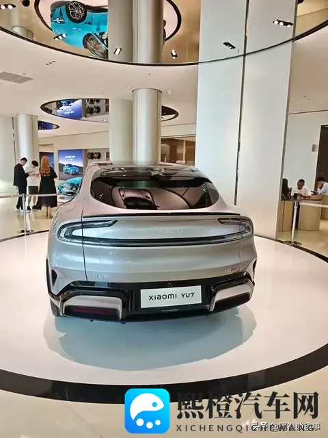 不靠刚需靠喜欢?小米YU7用户报告:年轻人买车先看性价比和颜值-1