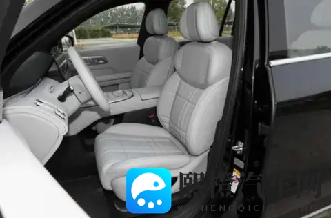 深蓝S09六座SUV体验：家庭出行更舒适？空间与智能表现给出答案-3