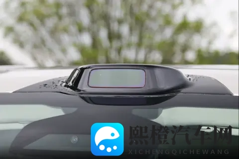 想买MPV被26款岚图梦想家吸引,这些细节,让家庭出行更舒心-2