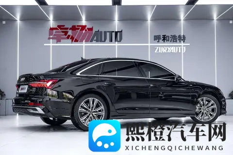 一小孩和妈妈摘萝卜还喊游戏:童趣盎然母子摘萝卜欢声笑语-3