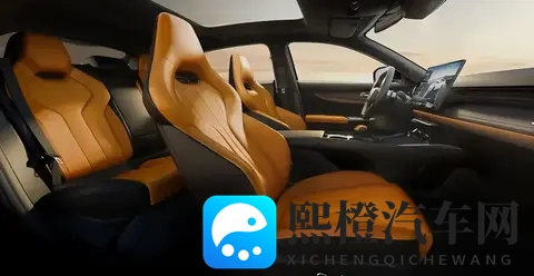 十万级新卷王！2025款长安UNI-V上市，叫板奥迪A7！-2