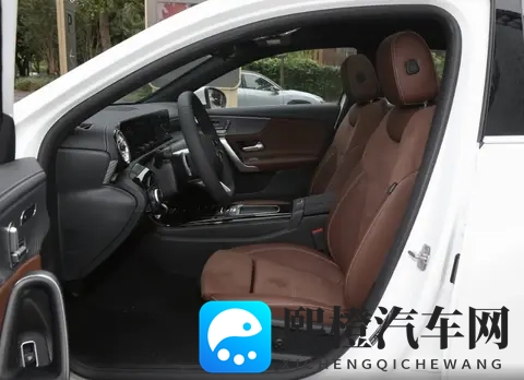 奔驰A级选购指南!请放弃25万的A180L丐版,多花244万上A200L吧-1