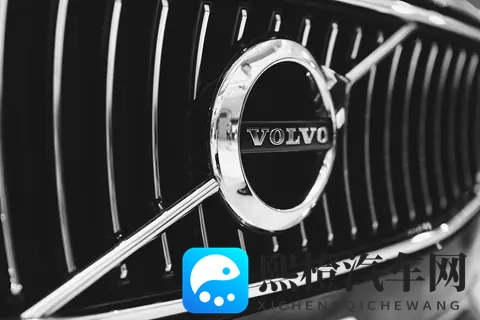 车市寒冬真来了?车主:车价跳水三成,车企却集体喊穷!-1