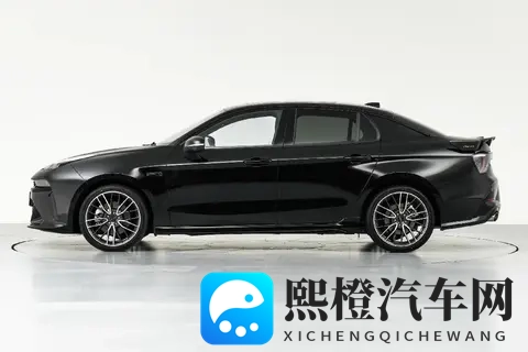 26款领克03，适合年轻人，20T+8AT，轴距2米73，154寸大屏-2