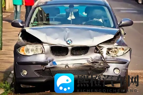 车险只买交强险+三者险？小心！这些几万块的坑别踩！-1