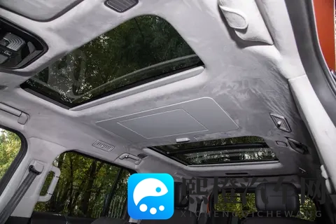 值得冲!纵横G700深度实测:能渡江河、能跑高速,还带卫星通讯-2