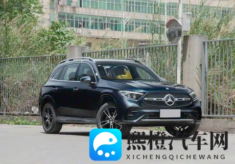 奔驰GLC 260 vs 奔驰GLC 300怎么选？预算卡40万的人必须看这篇！-2