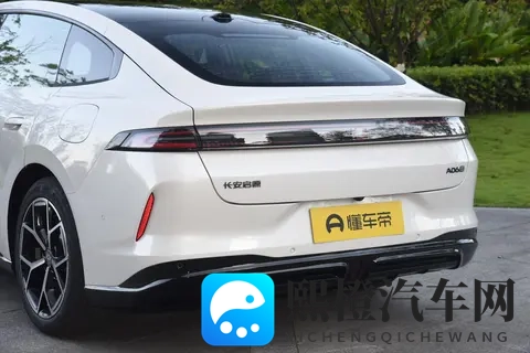 11月9日上市,空间大、配置高,1199万起,长安启源 A06值得等?-3